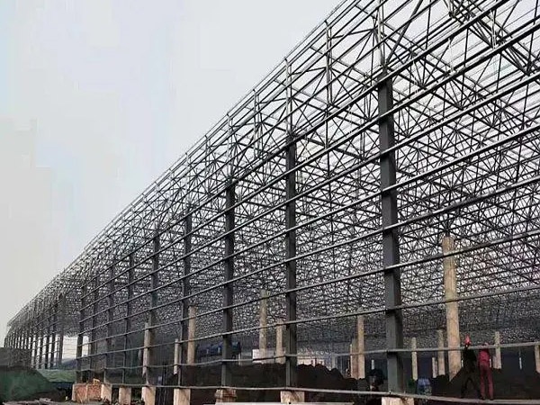 鋼結構的建筑選購原材料的注意事項